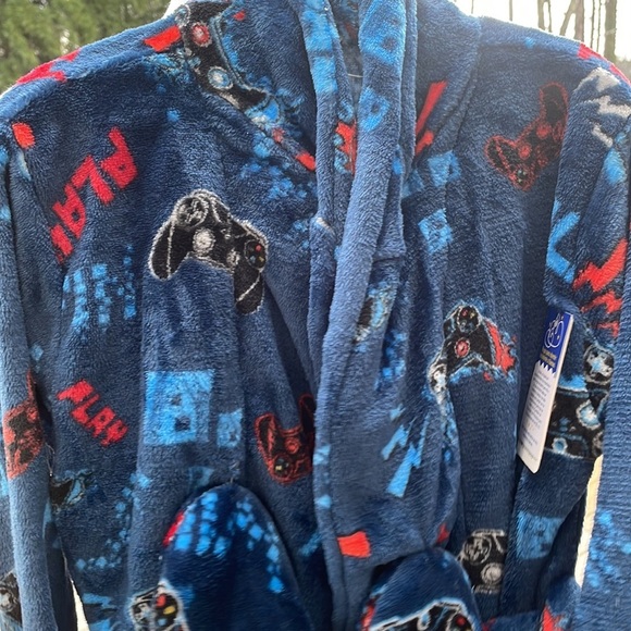 🎮 NWT- Boy's GAMER Soft Fleece Robe & Slippers Size S - Picture 3 of 9